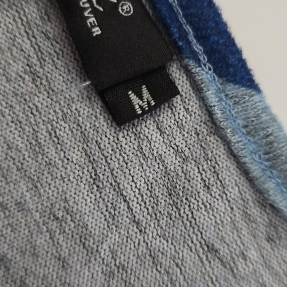 Papa Vancouver Blue Multi Pattern Tunic Top Patch Pockets V Neckline Size M - Picture 7 of 12